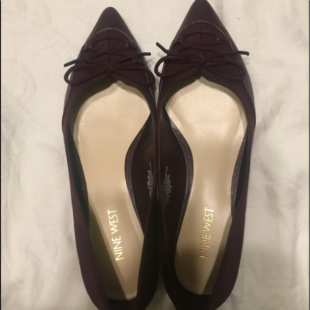 Nine West burgundy flats